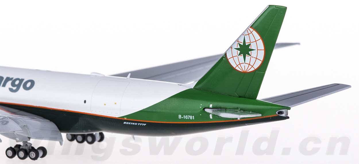长荣航空波音777-200,华航波音747-400 机型:boeing 777-200 航空公司:eva air 长荣