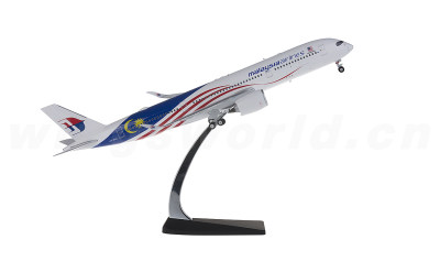 Phoenix 1:200 马来西亚航空 Airbus A350-900 9M-MAC 国旗彩绘