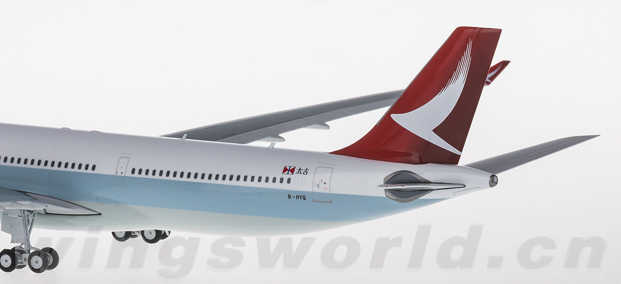 CathayDragon A330-300 B-HYQ 1/200モデル CathayDragon A330-300 B-HYQ 1/200モデル - メルカリ