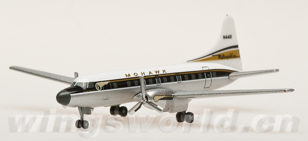 517829 Mohawk Airlines Convair CV-440 N4401 Herpa 1:500
