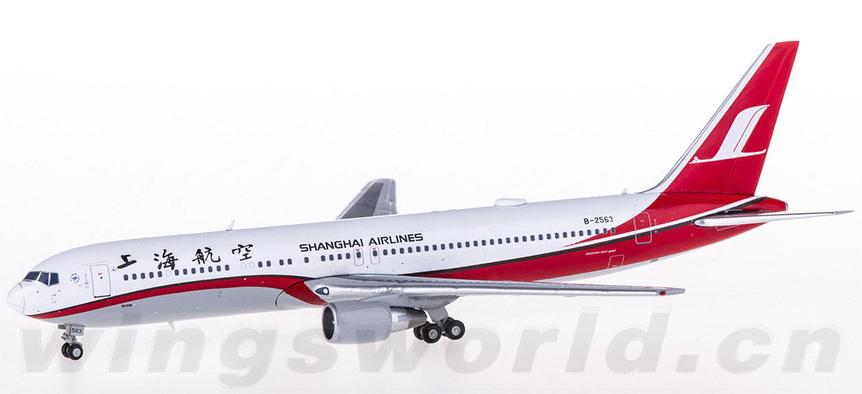 Amazon.co.jp: 上海航空公司 航空機模型B-2808 shanghai