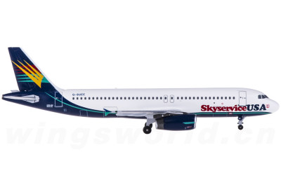 Skyservice Airbus A320 G-SUEE