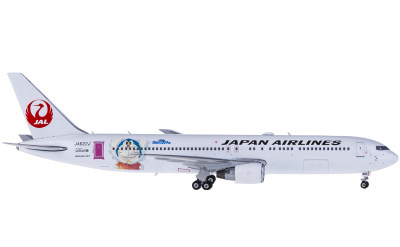 Japan Airlines 日本航空 Boeing 767-300ER JA622J