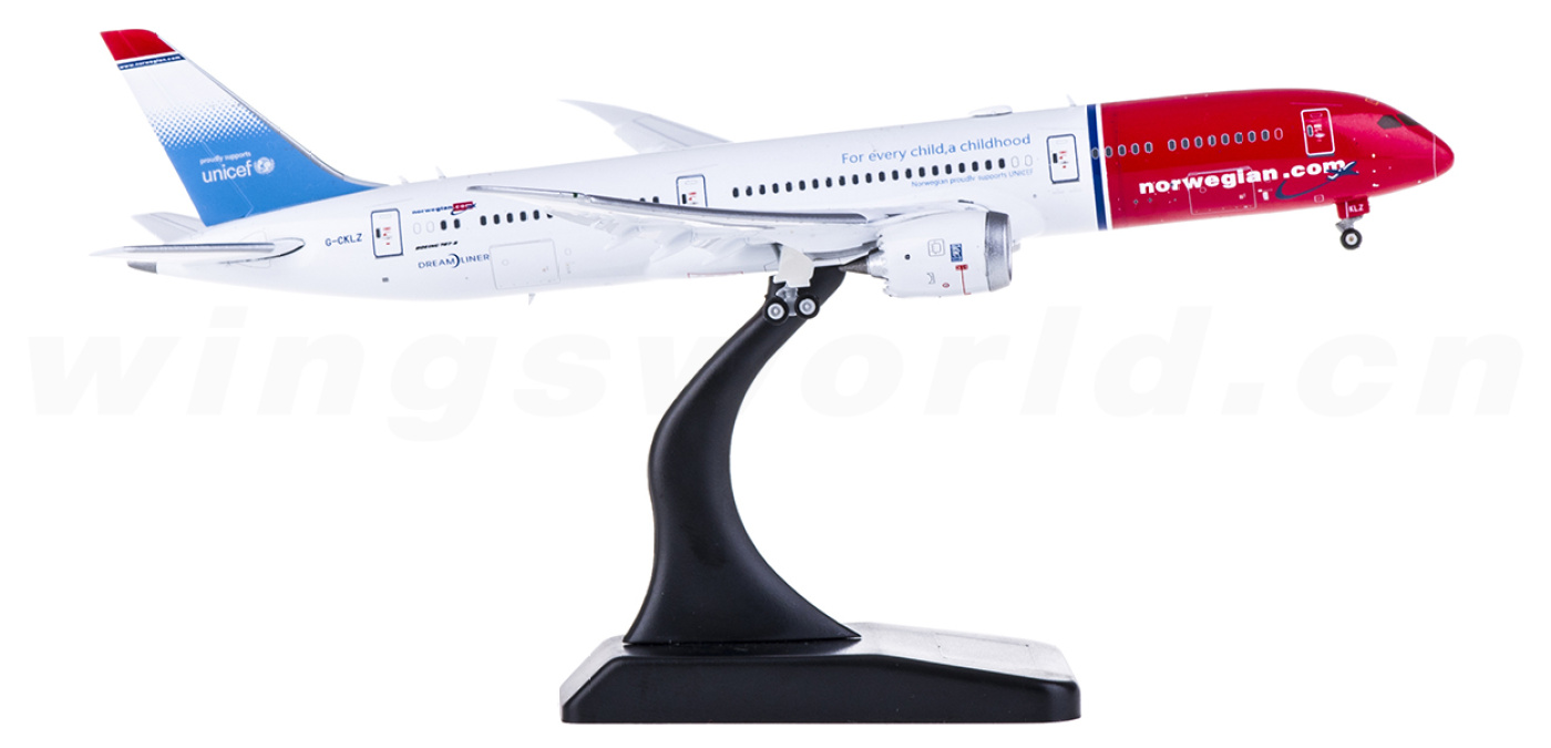XX4027A Norwegian Air Shuttle 挪威航空Boeing 787-9 G-CKLZ 襟翼打开