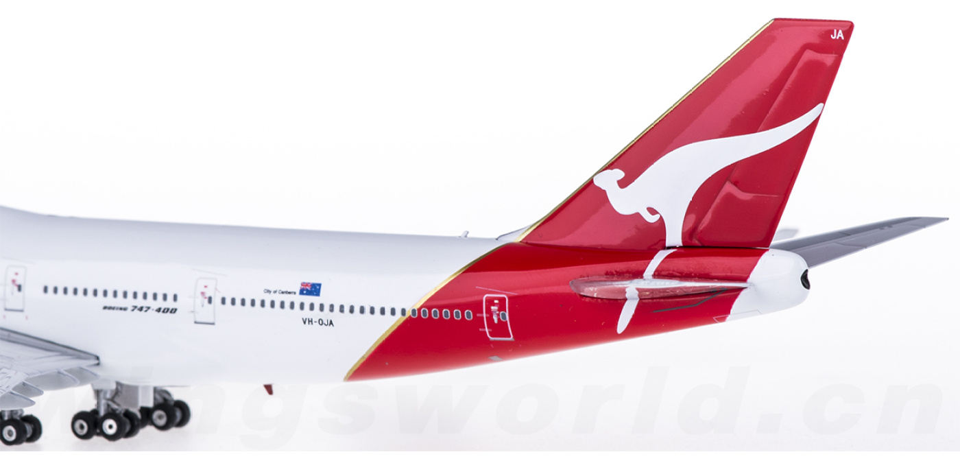 航空機・ヘリコプター 1/400 Phoenix Qantas B747-400 VH-OJA 1/400 Phoenix Qantas B747-400 VH-OJA - メルカリ