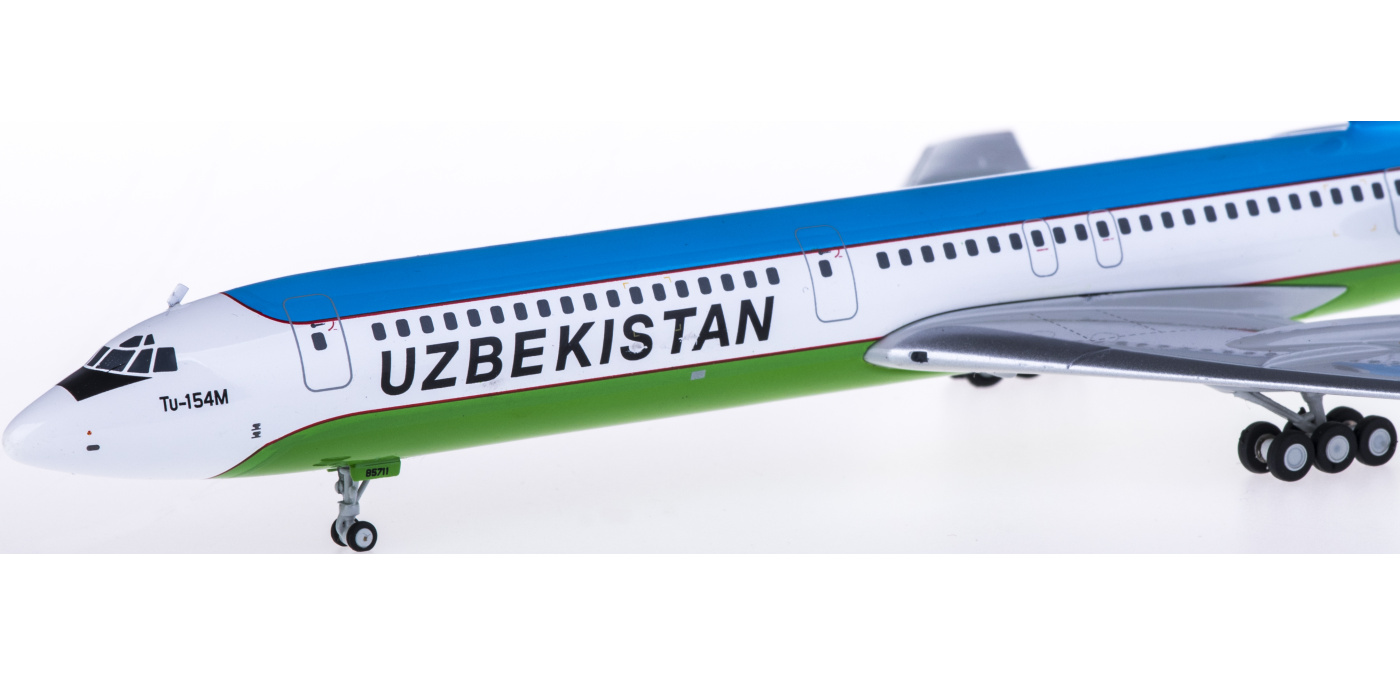 気になる対象商品 ウズベキスタン航空 UZBEKISTAN ツポレフ Tu-154M 1/200（553797 航空機・ヘリコプター