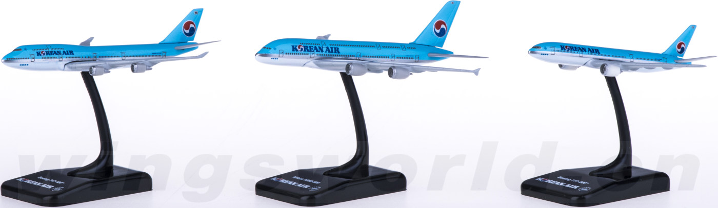 hogan 747-400 韓国★エアバス A350-900 1：200 hogan 747-400 韓国☆エアバス A350-900 1：200 - メルカリ