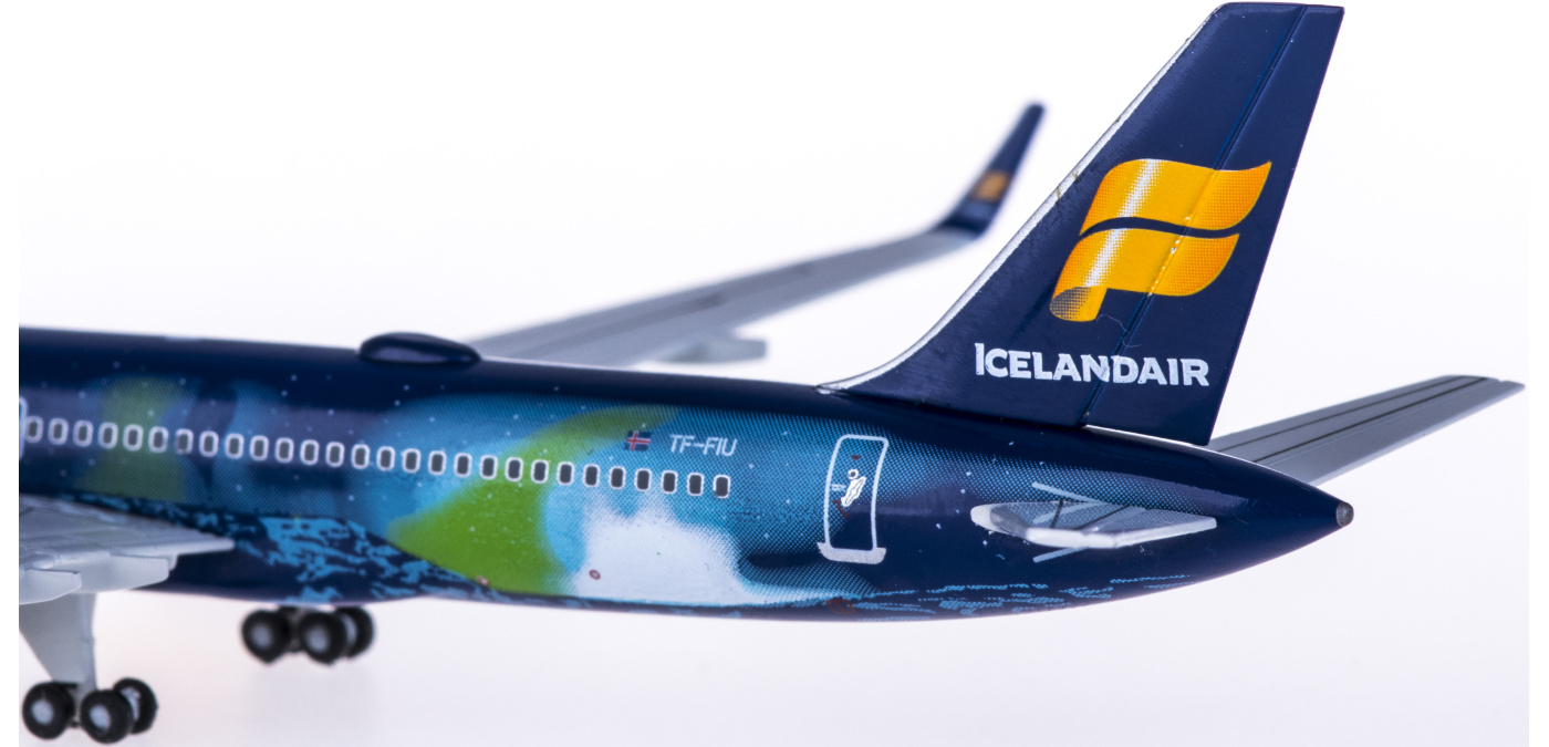 562539 Icelandair 冰岛航空Boeing 757-200 TF-FIU 极光Herpa 1