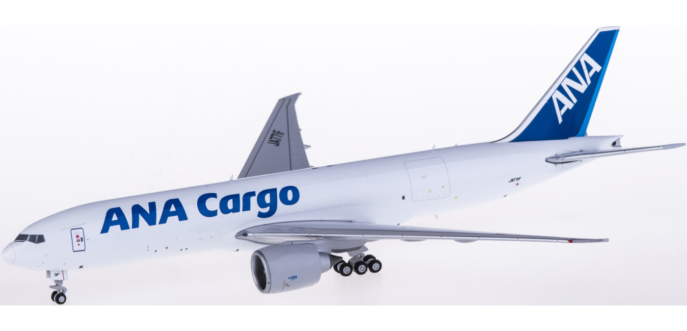 EW4772010 ANA 全日空Boeing 777-200F JA771F 货机JC Wings 1:400