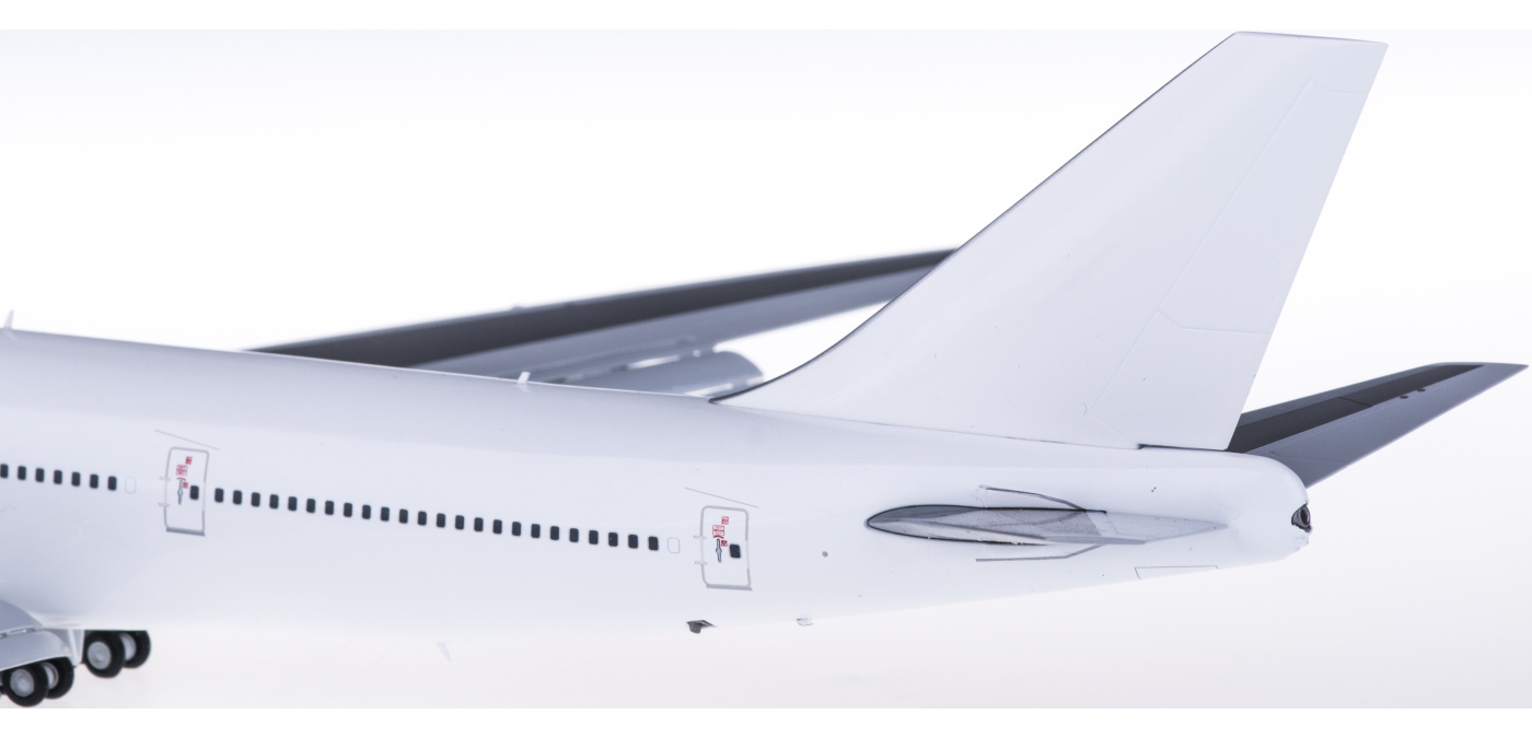 XX2951A Boeing 747-400 空白机GE发动机襟翼打开JC Wings 1:200
