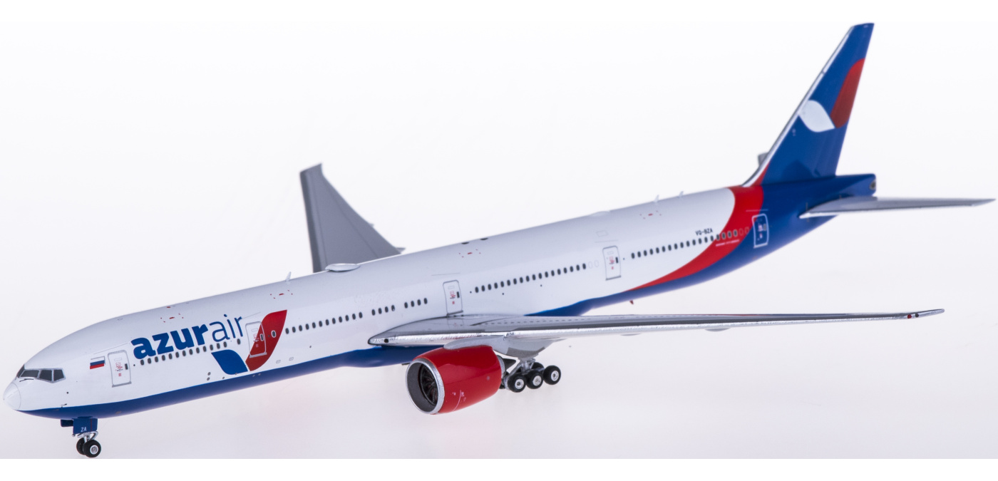 PH11548 Azur Air Boeing 777-300ER VQ-BZA Phoenix 1:400 -飞机