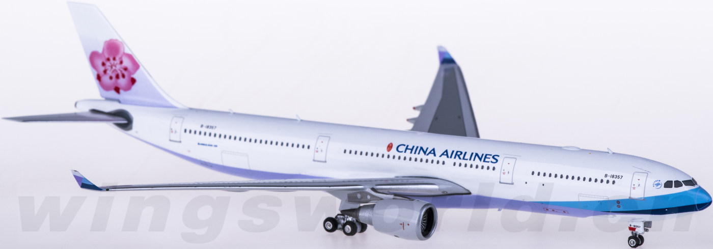PH04294 China Airlines 中华航空Airbus A330-300 B-18357