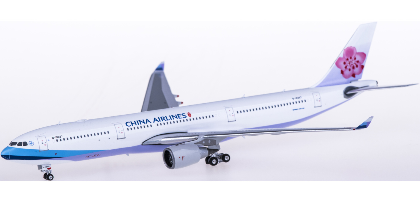 PH04294 China Airlines 中华航空Airbus A330-300 B-18357