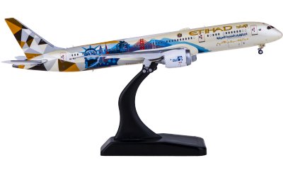 XX40222 Juneyao Airlines 吉祥航空Boeing 787-9 Dreamliner B-209R JC