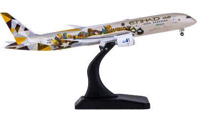 PH04603 Japan Airlines 日本航空Boeing 787-8 JA823J Phoenix 1:400