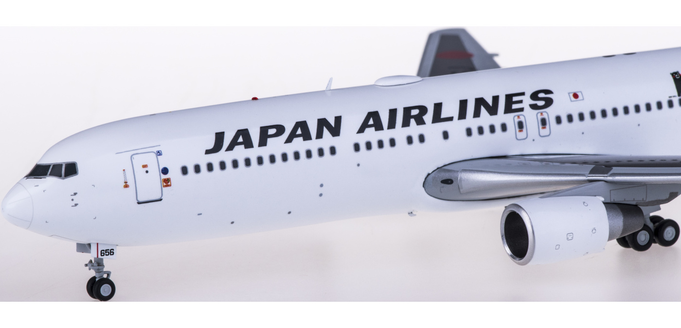 EW2763002 Japan Airlines 日本航空Boeing 767-300ER JA656J