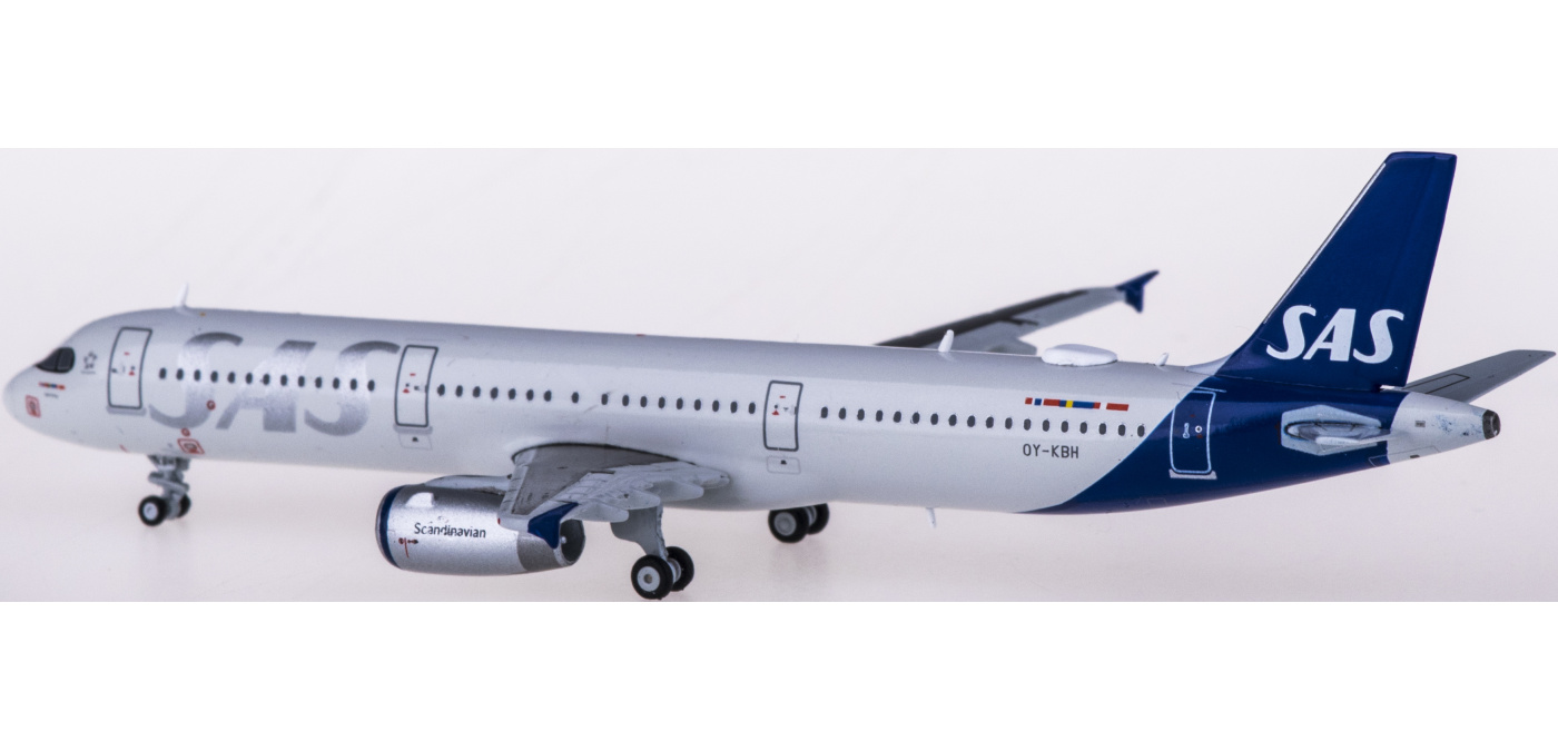 航空機・ヘリコプター 1/200 SAS Airbus A321 航空機・ヘリコプター 1/200 SAS Airbus A321 航空機