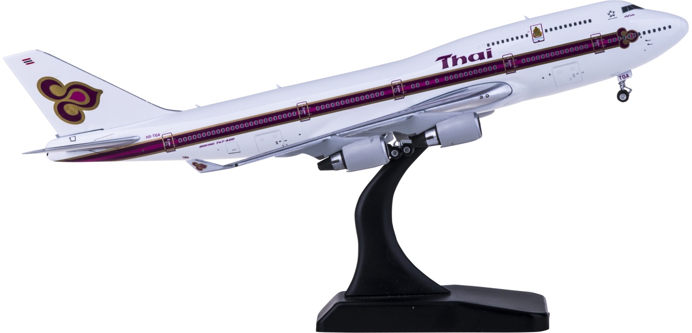 PH11647 Thai Airways 泰国国际航空Boeing 747-400 HS-TGA Phoenix 1 