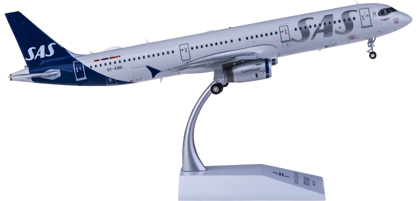 Amazon.co.jp: Inflight 1:200 完成品 for SAS for Airbus A321