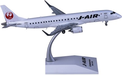 JC Wings 1:200 J-Air Embraer ERJ-190-100STD JA252J