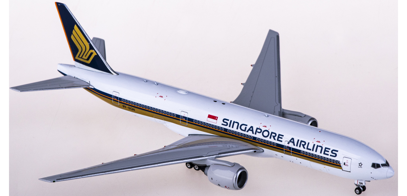 PH04417 Singapore Airlines 新加坡航空Boeing 777-200ER 9V-SQN