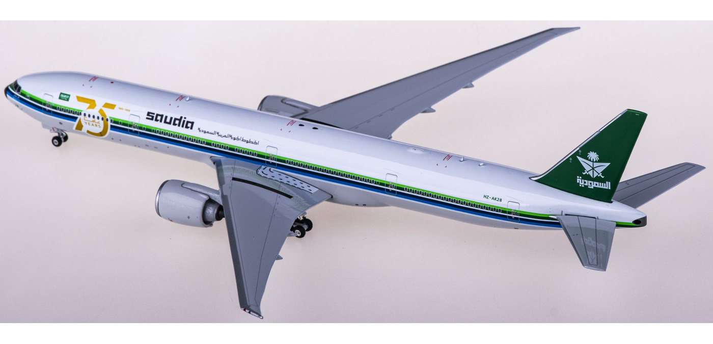 PH11722 Saudia 沙特阿拉伯航空Boeing 777-300ER HZ-AK28