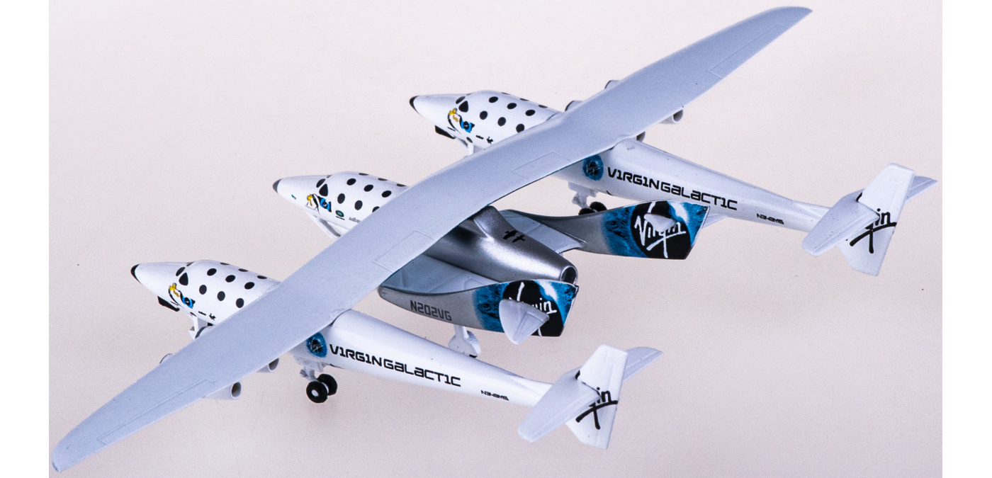 JC Wings 1:400 Virgin Galactic 宇宙船N348MS s-l400.jpg