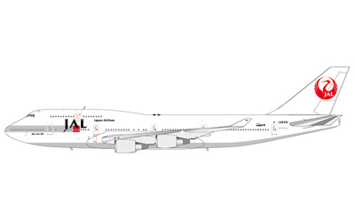 Japan Airlines 日本航空 Boeing 747-400 JA8915
