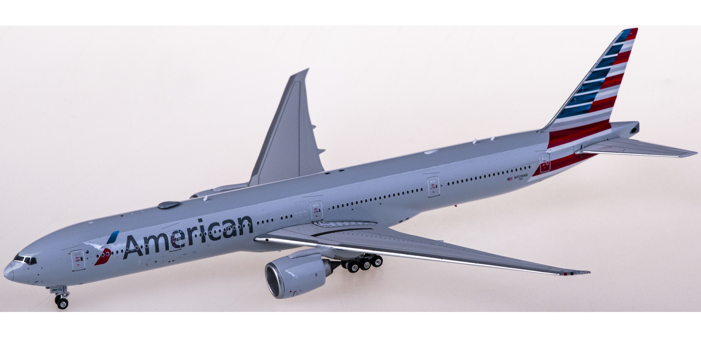 PH04462 American Airlines 美国航空Boeing 777-300ER N729AN