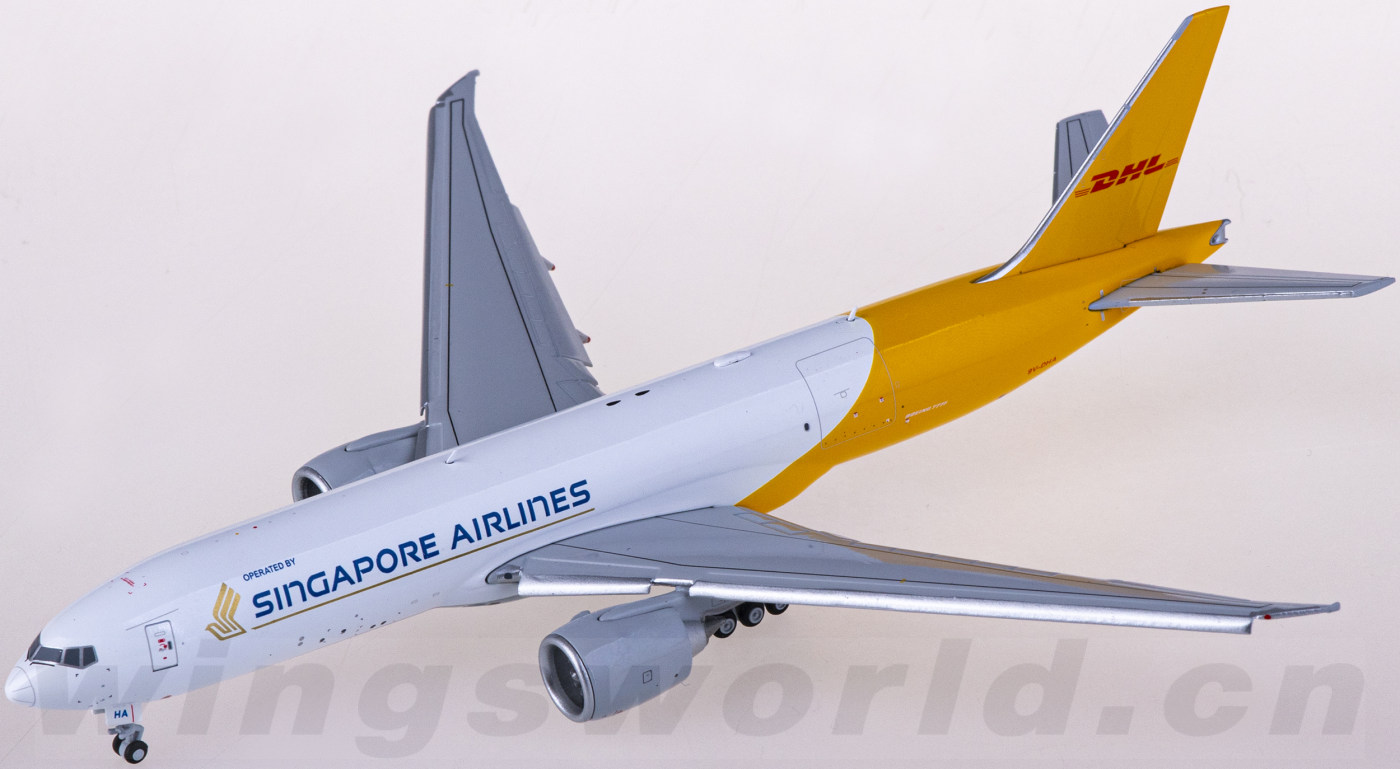 海外限定】 【絶版品】B777-200 JA711A STARALLIANCE特別塗装機 航空機