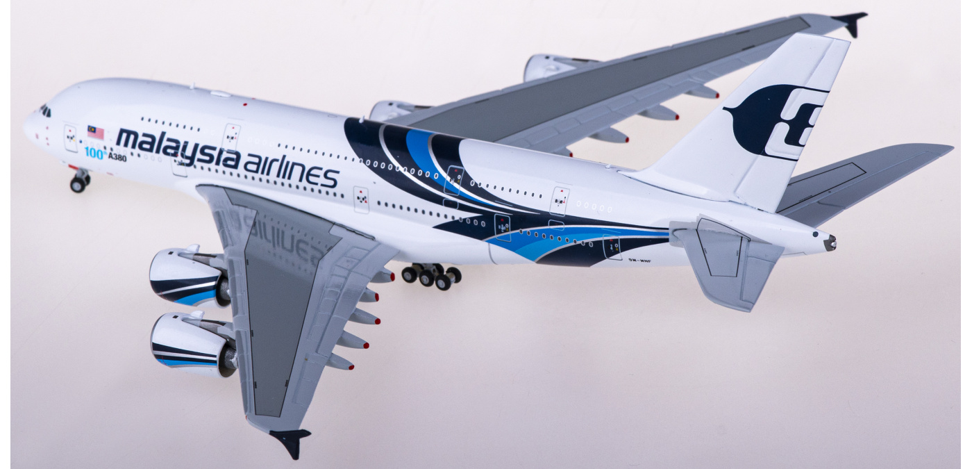 Neuf Airbus A380 F 1:400 Dans sa Boîte. Item Number Dragon 55826