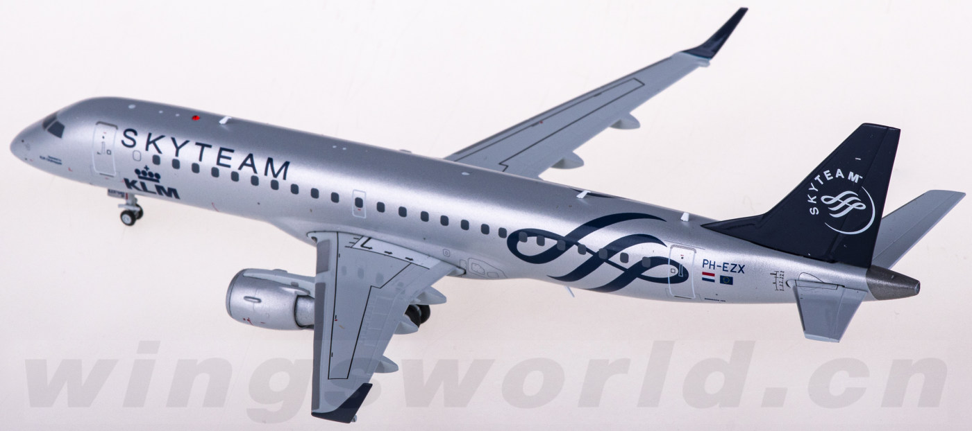 KLMオランダ航空 ERJ-190 PH-EZX 1/200 XX20262 KLM 荷兰皇家航空Embraer ERJ-190-100STD PH-EZX 天合