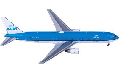 Phoenix 1:400 