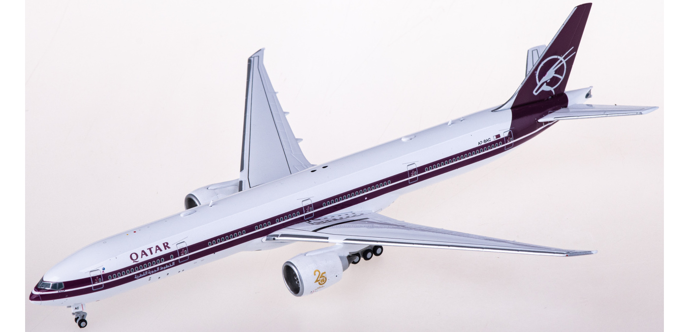 XX40068 Qatar 卡塔尔航空Boeing 777-300ER A7-BAC JC Wings 1:400 