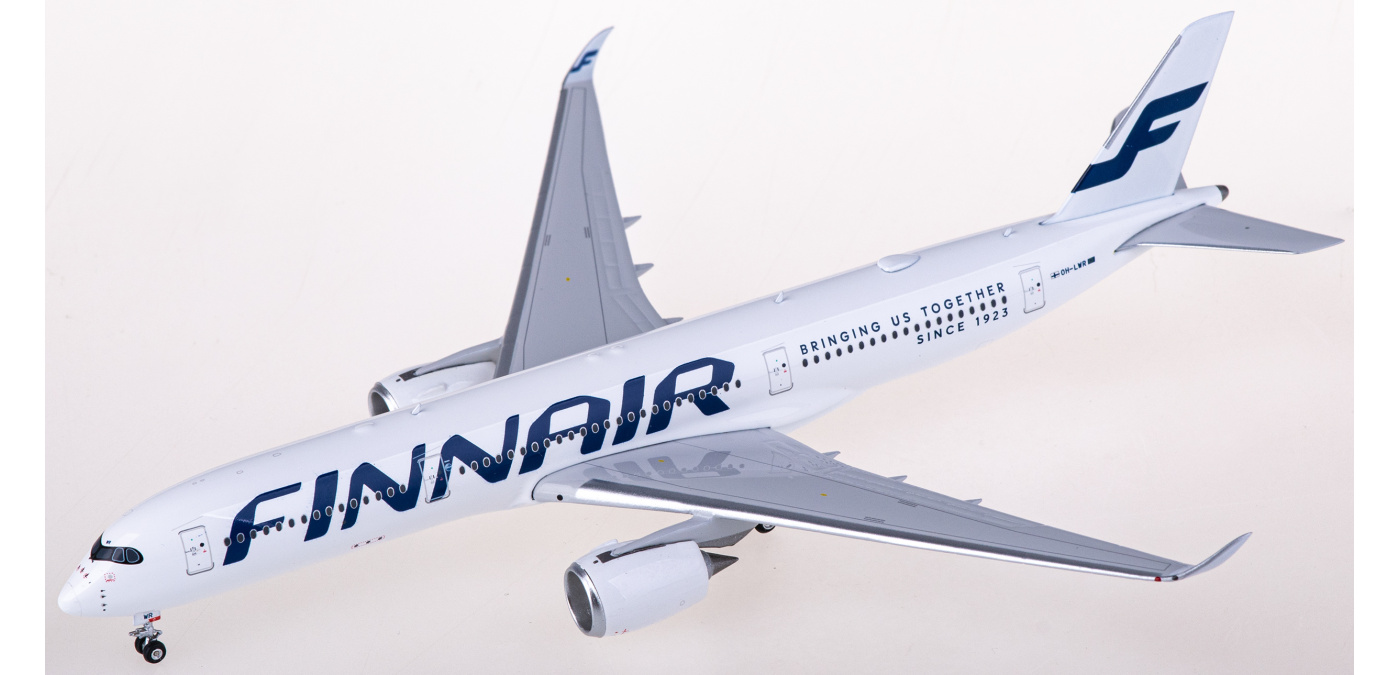 PH04517 Finnair 芬兰航空Airbus A350-900 OH-LWR Phoenix 1:400