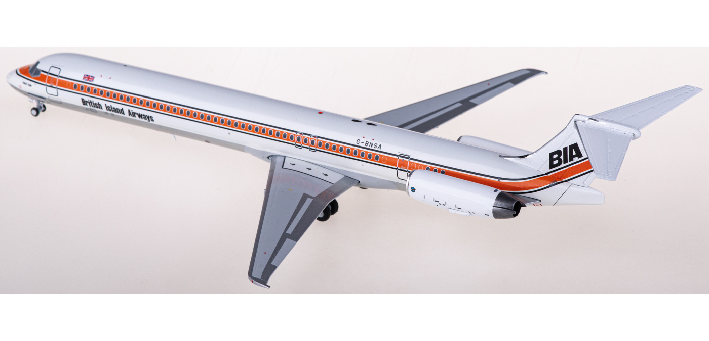 Jcwings ブリティッシュアイランドエアウェイズ MD-83 G-BNSA 1