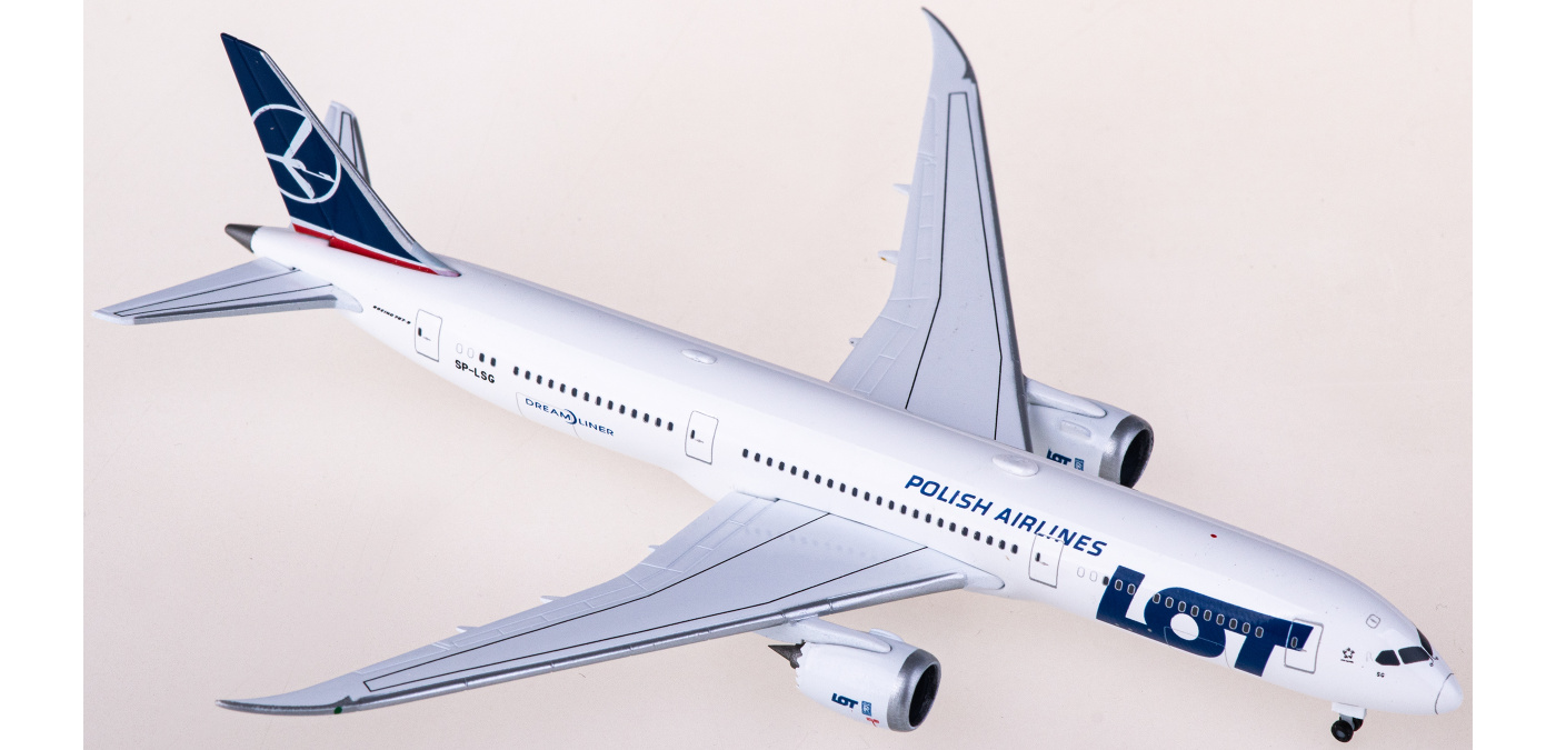 536646 LOT 波兰航空Boeing 787-9 Dreamliner SP-LSG Herpa 1:500