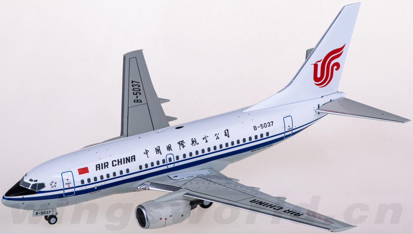 737-600图片