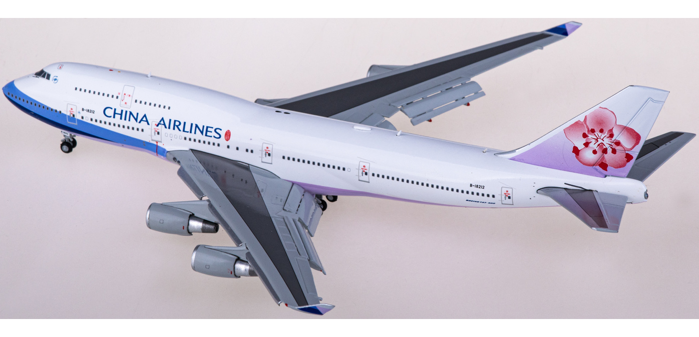 1/400 jc wings B747-400 中華航空 ScaleModelStore.com :: JC Wings 1:200 - XX20093 - China