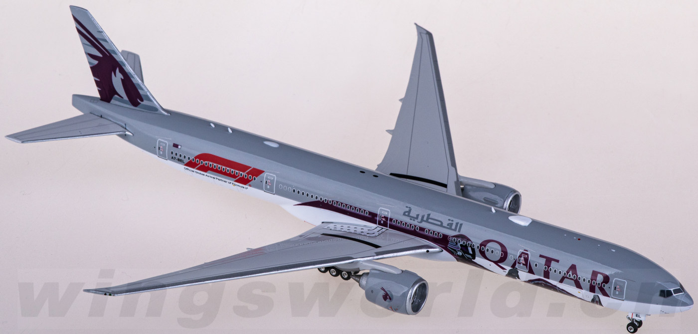 PH04560 Qatar 卡塔尔航空Boeing 777-300ER A7-BEL Phoenix 1:400