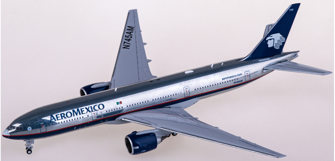 専用2機　1/400 jc wings B777-200 JAL Amazon.co.jp: JC Wings 1/400 完成品 ANA for Boeing 777-200ER