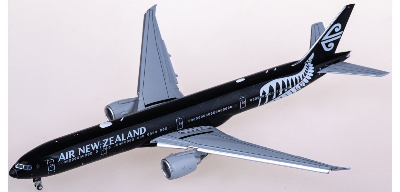 XX40006A Air New Zealand 新西兰航空Boeing 777-300ER ZK-OKQ 襟翼 