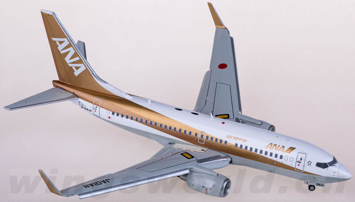 EW2737001A ANA 全日空Boeing 737-700 JA01AN JC Wings 1:200