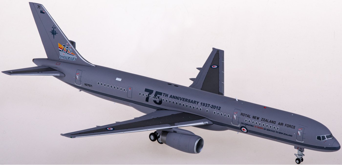技MIX航空機シリーズ AC104 空自 RF4EJ 百里 - マイルストン