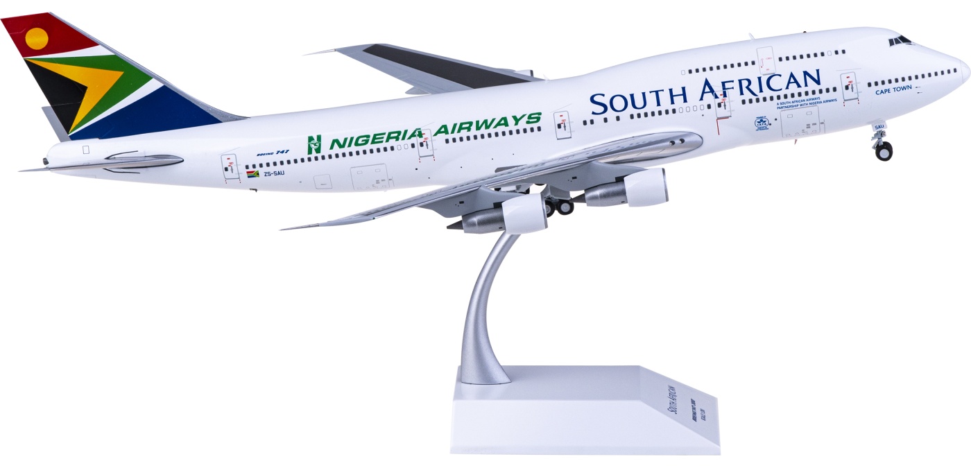 1:200合金飛行機 B747-300南アフリカ航空ZS-SAJワールドカッ2 1:200合金飛行機 B747-300南アフリカ航空ZS-SAJワールドカッ2