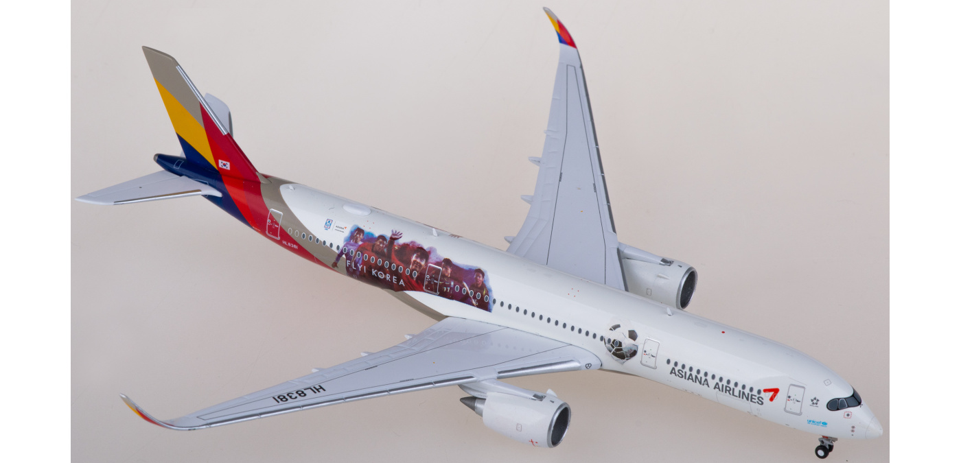 SA4016 Asiana 韩亚航空Airbus A350-900XWB HL8381 JC Wings 1:400 