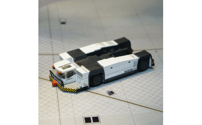 Fantasy Wings 1:200 AST-1 Push Back Truck