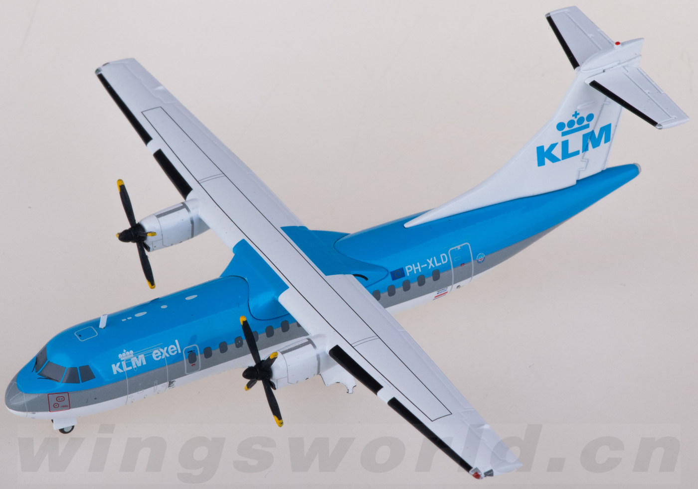 Amazon | JC Wings 1:400 XX40004 KLM ATR-42-300 PH-XLD