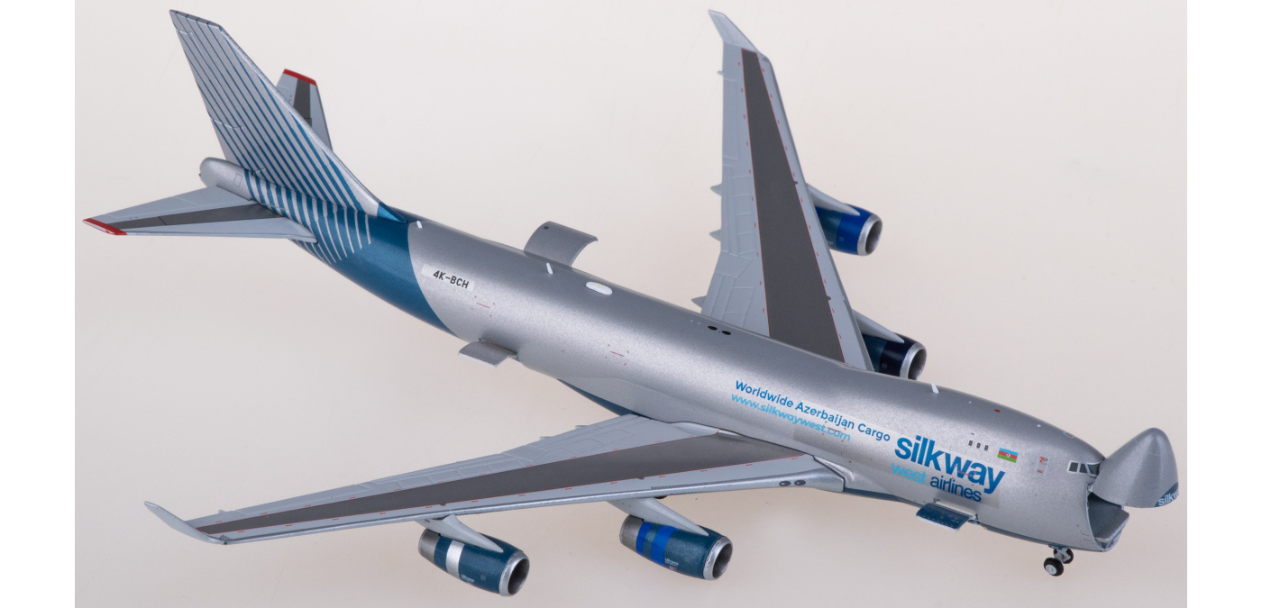航空機・ヘリコプター silkway west 1/400 B747-400F 4K-BCH Amazon.co