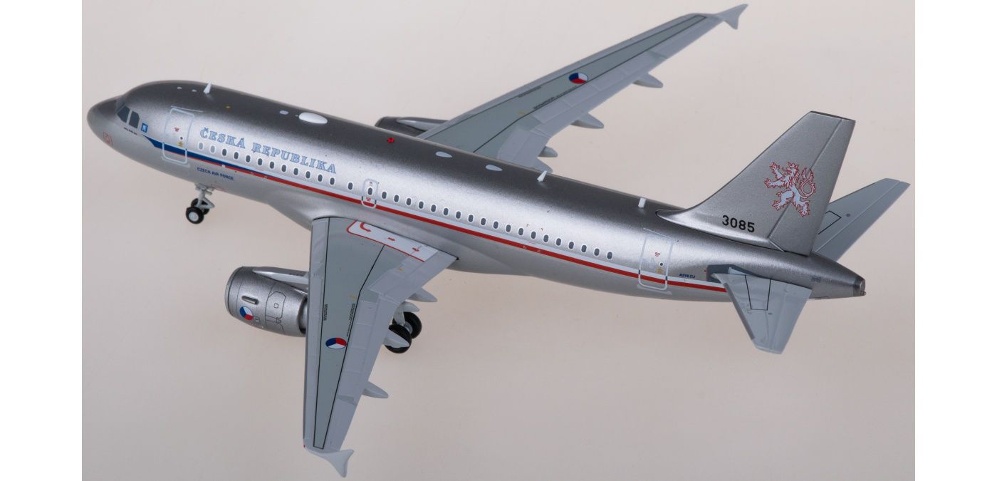 LH2252 Czech Air Force 捷克空军Airbus A319 3085 JC Wings 1:200